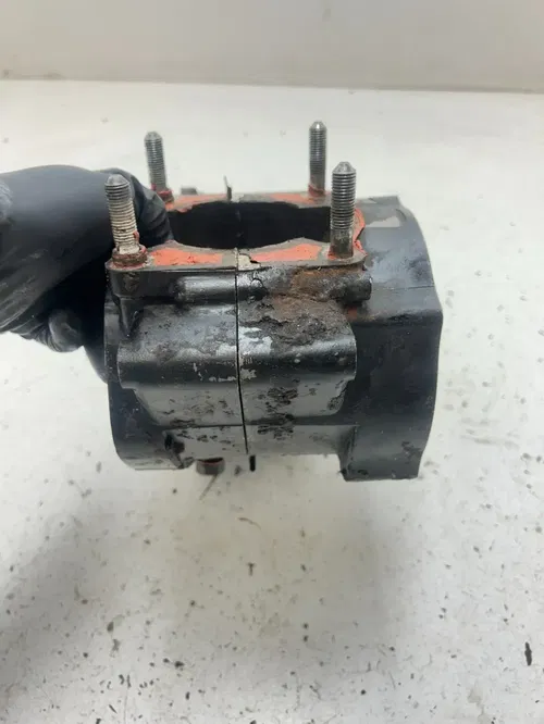 79 1979 Yamaha IT175F It 175 f OEM Crankcase Crank Cases Case Engine Motor Cover