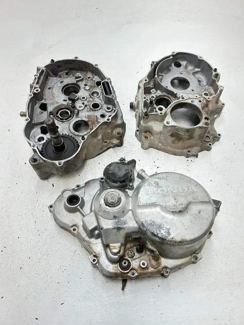 85 1985 Honda Fourtrax TRX250 Trx 250 OEM Crankcase Cases Engine Motor Cover REA
