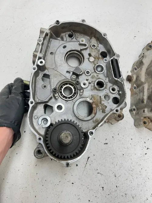 85 1985 Honda Fourtrax TRX250 Trx 250 OEM Crankcase Cases Engine Motor Cover REA