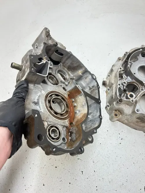85 1985 Honda Fourtrax TRX250 Trx 250 OEM Crankcase Cases Engine Motor Cover REA