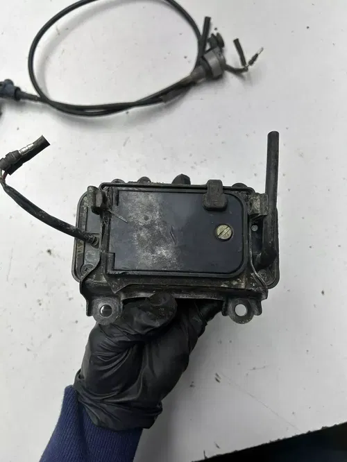 85 1985 Honda XR350R xr 350 r GOOD! Digital Display Speedometer Trip Cable Mount