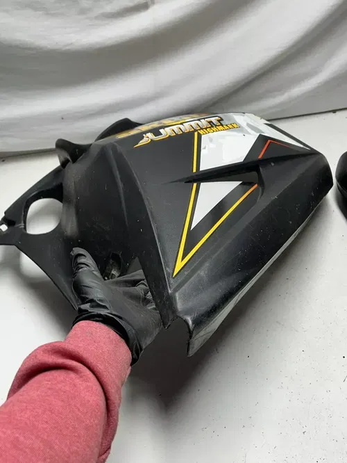 2004 04 Ski-doo Summit 800 Highmark 151" OEM NICE! Side Cover Body Panel Plastic