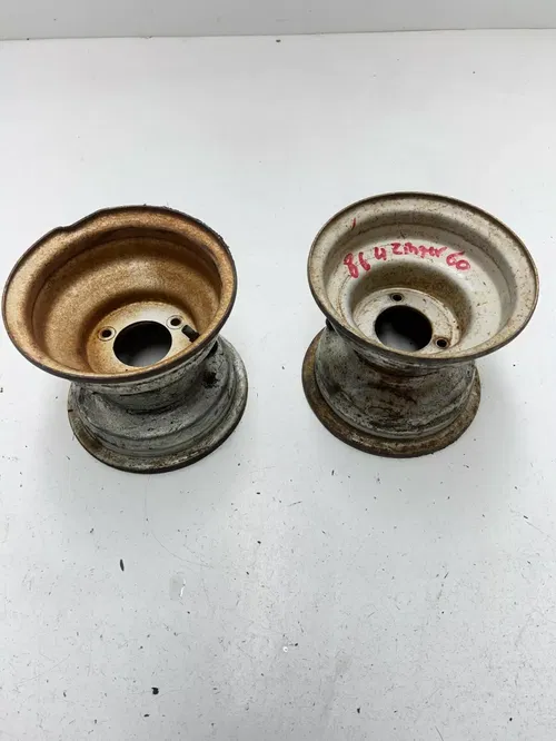 1986 YAMAHA YF60 4-ZINGER FLYWHEEL YT60 TRI-ZINGER  6x5.5 Front Rear Wheel Rim