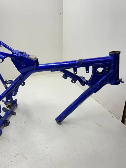 2006 06 Yamaha TTR125 L ttr 125 l Main Frame Body Assembly Chassis Blue