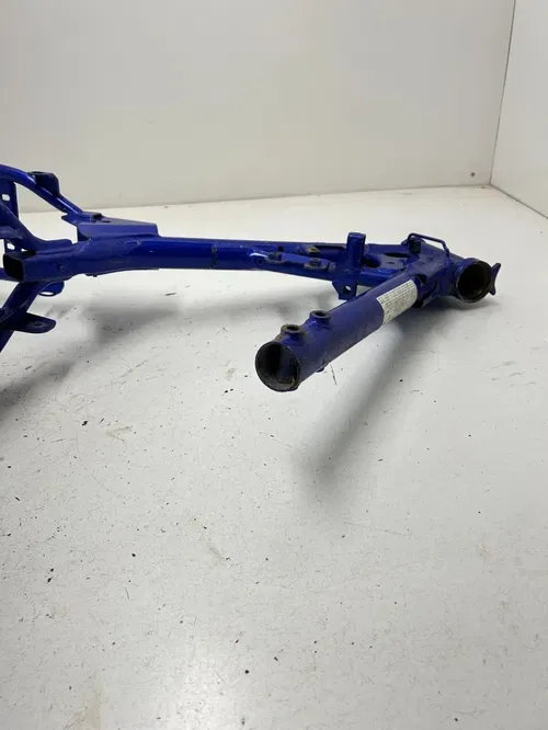2006 06 Yamaha TTR125 L ttr 125 l Main Frame Body Assembly Chassis Blue