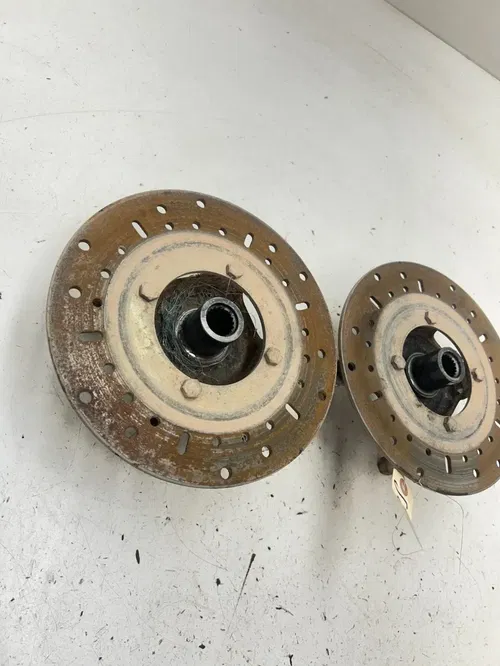 02 2002 Polaris Ranger 500 4x4 OEM GOOD Rear Back Right Left Hub Hubs Disc Brake