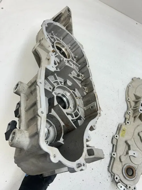 02 2002 Polaris Sportsman 500 H.O. 4x4 OEM GOOD! Engine Transmission Gear Cases