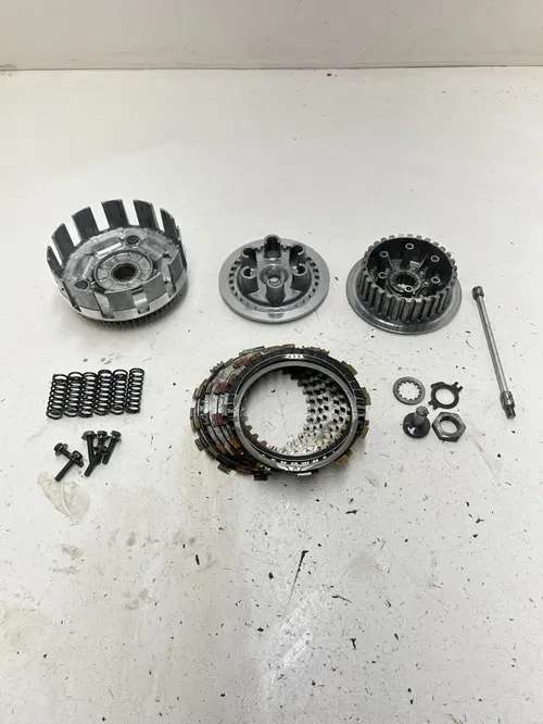 05 2005 Yamaha YFZ450R Yfz 450 r OEM  LOT Clutch Basket Plate Assembly Rod Bolt