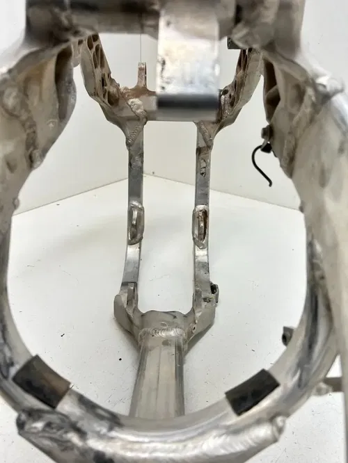 04 2004 Honda CRF 250 R L OEM Main Frame Body Assembly Chassis BOS! READ