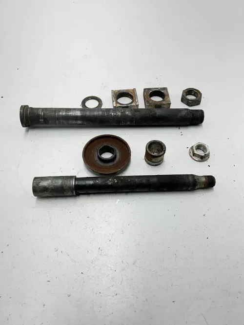 2002 02 Honda CRF450R Crf 450 r OEM Front Rear Axle Shaft Spacer Block Nut Bolt