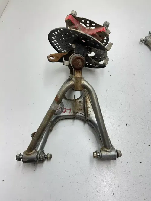 98 1998 Honda TRX300EX Trx 300 ex OEM GOOD! Front A Arms Spindle Hub Control