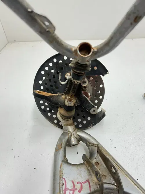 98 1998 Honda TRX300EX Trx 300 ex OEM GOOD! Front A Arms Spindle Hub Control