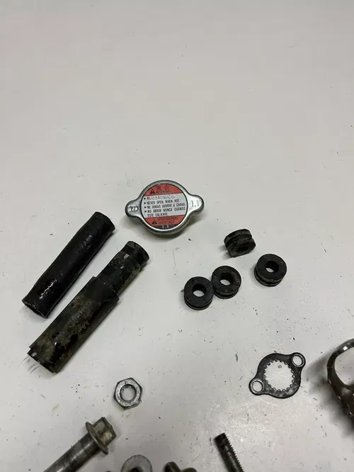 2016 16 HONDA CRF150R CRF150RB crf 150 rb LOT Bolts But Hardware Mount Peg Cap