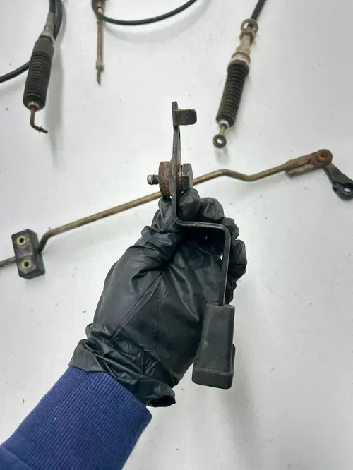 1999 99 Arctic Cat 300 4x4 OEM LOT Shifter Assembly Cables Linkage Lever Link