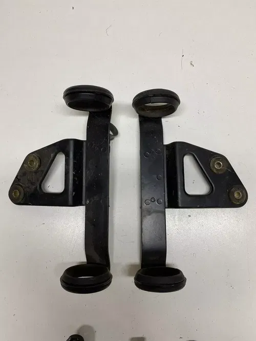 1991 91 Suzuki DR650D dr 650 s NICE Headlight Mount Fork Bar Speedo FREE SHIP