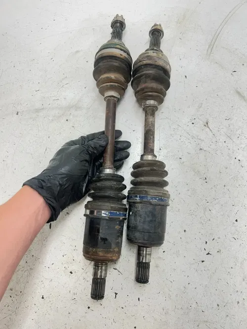 03 2003 Honda Foreman 450 TRX450FM OEM Set Front Axle Shaft L R CV Drive Nut