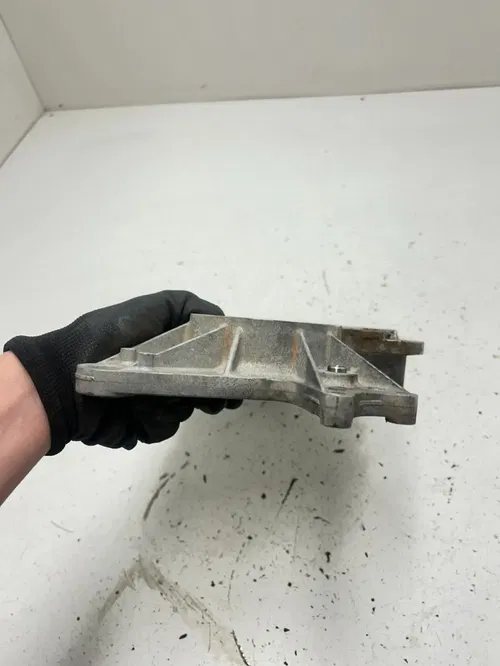 14 2014 Yamaha Venture MP PZ50MPEL OEM GOOD Transmission Case Drive Chain Housin