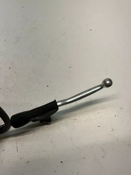 2006 06 Yamaha TTR125 L ttr 125 l NICE! Clutch Perch Lever Cable Mount GOOD CABL