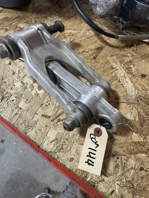 1994 94 SUZUKI RM250 Rm 250 Rear Shock Linkage Dog Bone Free Ship