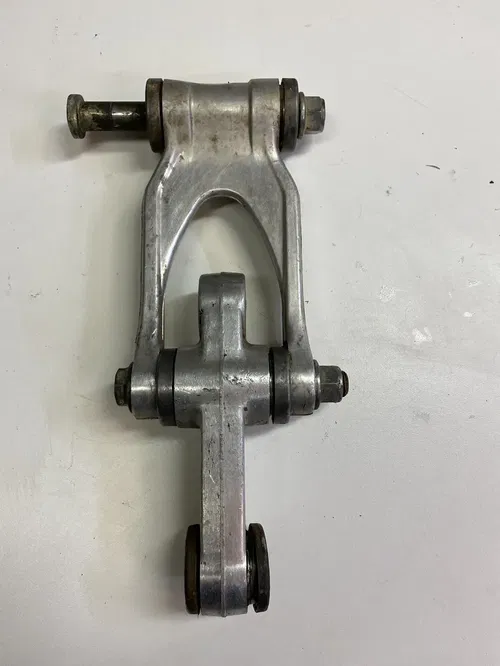 1994 94 SUZUKI RM250 Rm 250 Rear Shock Linkage Dog Bone Free Ship
