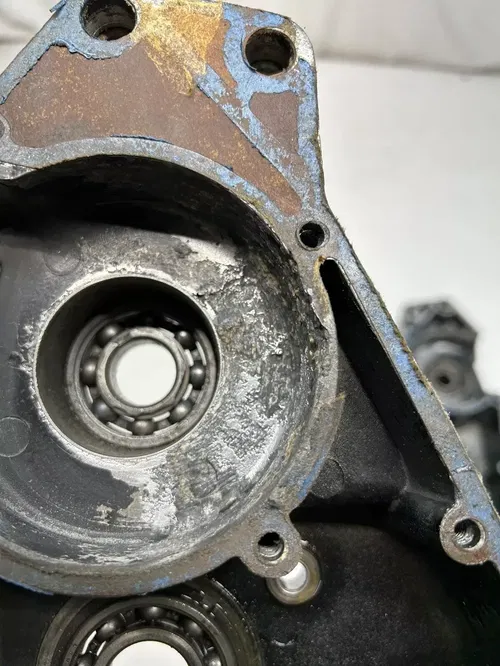 1985 85 HUSQVARNA WR125 wr 125 DAMAGE!! Crankcase Cases L R Engine Motor