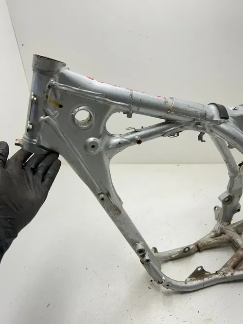 16 2016 HONDA CRF 150R CRF 150RB crf150r OEM Main Frame Body Chassis BOS! READ