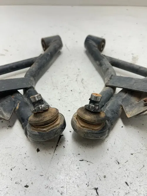 97 1997 Kawasaki Prairie 400 KVF400a 4x4 OEM A Arms Guard Control R L TIGHT BALL