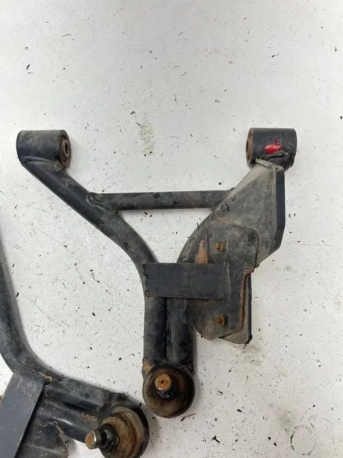 97 1997 Kawasaki Prairie 400 KVF400a 4x4 OEM A Arms Guard Control R L TIGHT BALL