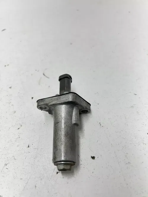 01 2001 Yamaha TTR125 Ttr 125 OEM  Cam Chain Guide Head Stud Bolts Tensioner