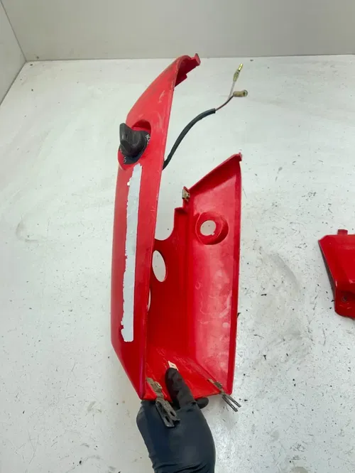 02 2002 Kawasaki Bayou 220 KLF220 2x4 OEM Fender Plastics Tank Cover Hood Key