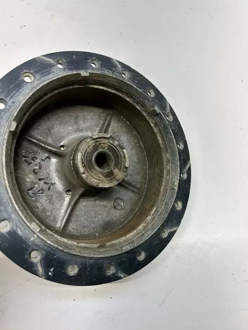 1981 81 HONDA XL250S xl 250 s  Front Wheel  Hub Spoke Mount Drum Brake