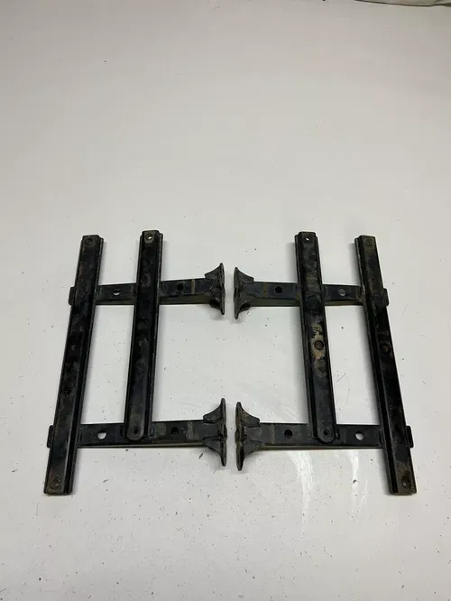 01 Yamaha Kodiak 400 4x4 YFM400 Foot Peg Mount Well Guard GOOD THREADS STRAIGHT!
