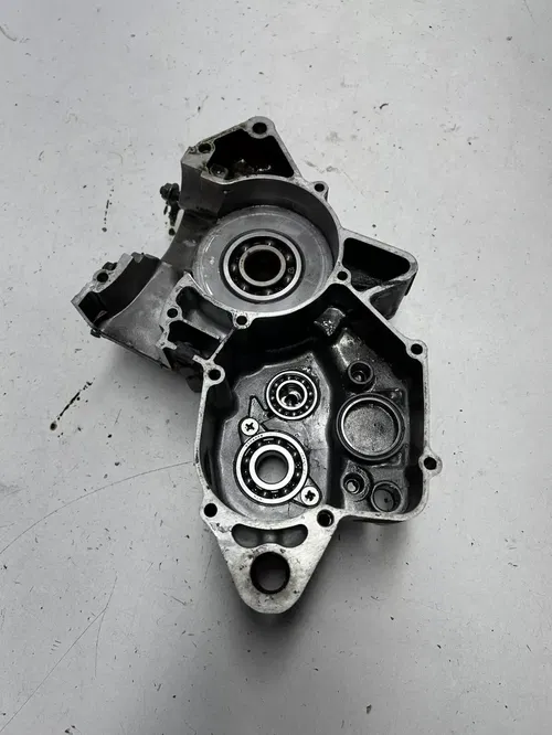 1994 94 Honda CR125R Cr 125 r OEM DAMAGE! Left Crankcase Case Engine Motor