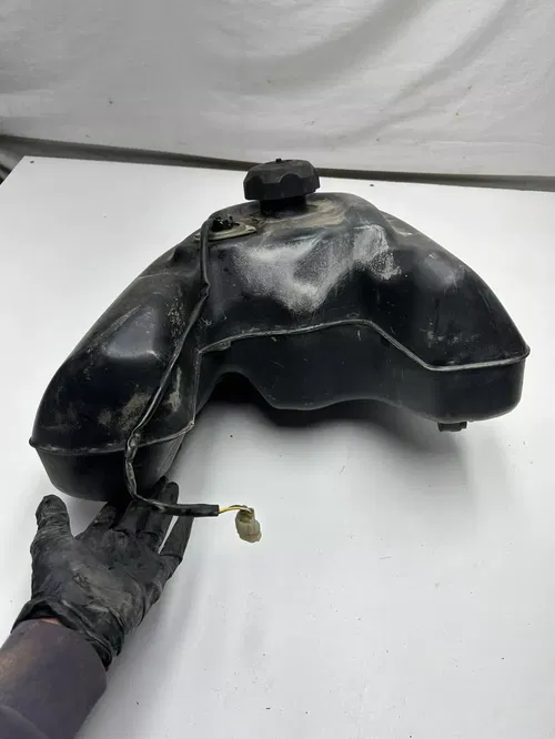 2005 05 Honda Rincon TRX 650 FA Trx650 OEM Gas Tank Fuel Cell Cap GOOD THREADS!