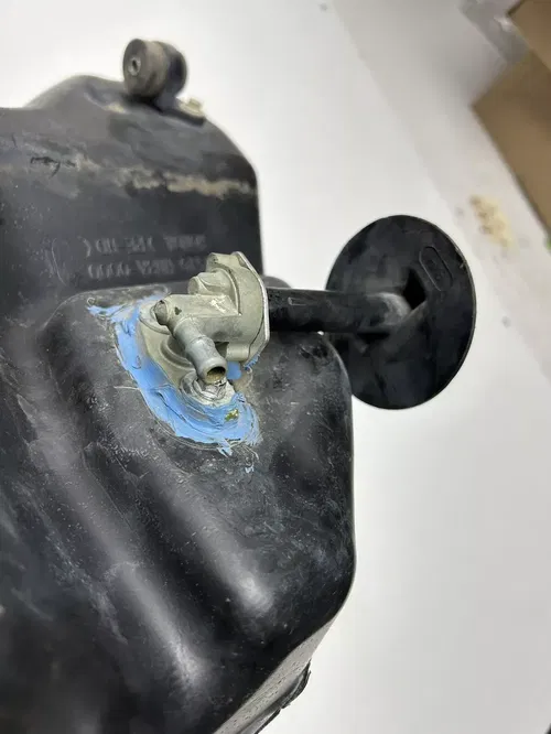 2005 05 Honda Rincon TRX 650 FA Trx650 OEM Gas Tank Fuel Cell Cap GOOD THREADS!