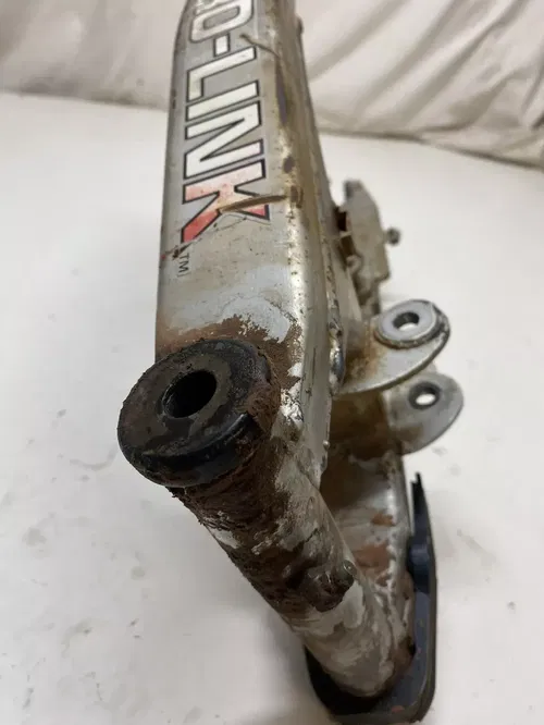 1981 81 Honda XR500R xr500 Swing Arm Swingarm Pivot Chain Guide Free Shipping