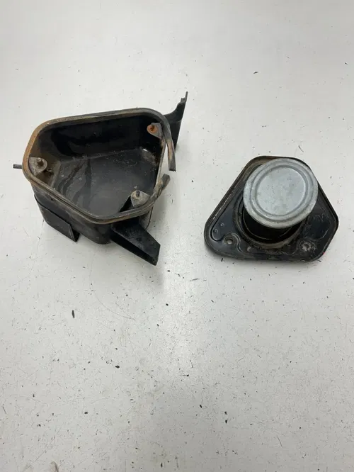 84 1984 Honda XR80 Xr 80 OEM LOT Air Box Filter Intake Airbox Lid