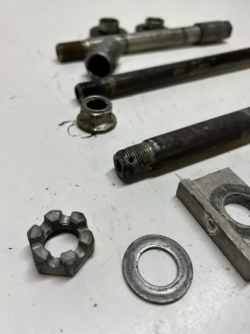 1997 97 kawasaki kx125 KX 125 -K LOT front rear back axle shaft bolt pivot space