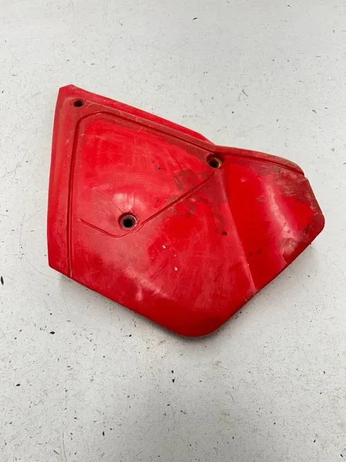 79 1979 Honda XL185S xl 185 s OEM Red Side Cover Panel Plastic Fairing READ
