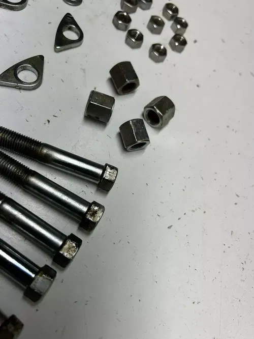 1982 82 HARLEY SHOVELHEAD LOWRIDER STURGIS FXB OEM Front Cylinder Head Bolt Nut