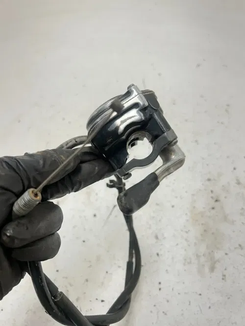 87 1987 Honda Fourtrax Trx 350 TRX350 OEM GOOD! Thumb Throttle Cable Mount Perch