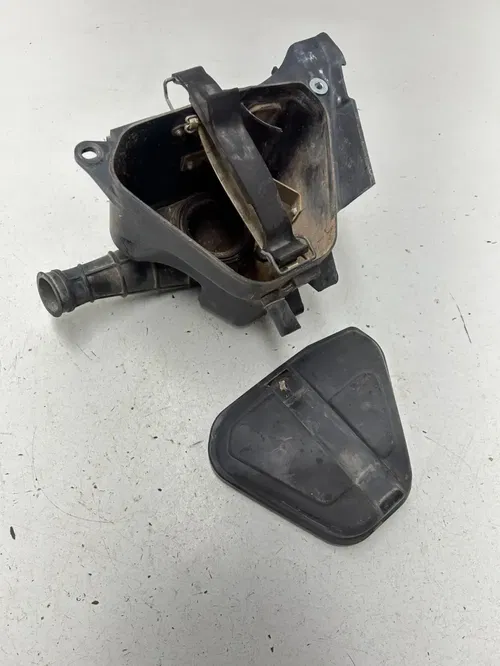 88 1988 Honda XR80R Xr 80 R OEM LOT Air Box Filter Intake Airbox Lid Boot Strap