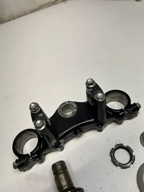 1988 88 Yamaha YZ250 yz 250 Triple Clamp Tree Upper Lower Clamps GOOD THREADS
