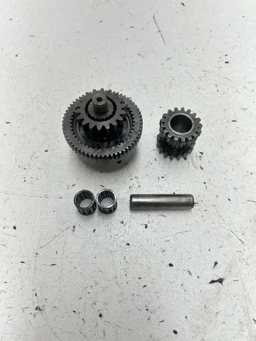 05 2005 Yamaha YFZ450R Yfz 450 r OEM Starter Reduction Gear Shaft Bearing