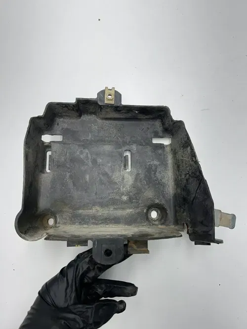 2005 05 Honda Rincon TRX 650 FA Trx650 OEM Battery Box Mount Bar Support
