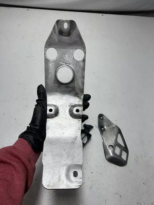 1998 98 YAMAHA WR400F Wr 400 f OEM LOT Skid Plate Foot Pegs Cover Brake Guard