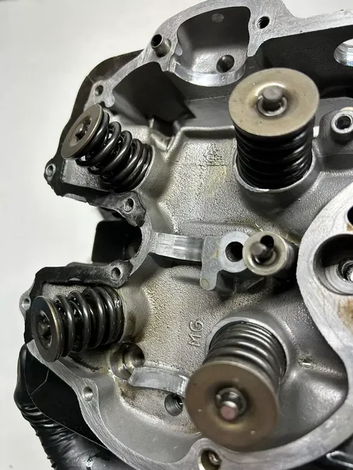 1983 83 Honda XR500R Xr 500 R xr OEM GOOD! Cylinder Head Valves Decomp 5 Valve