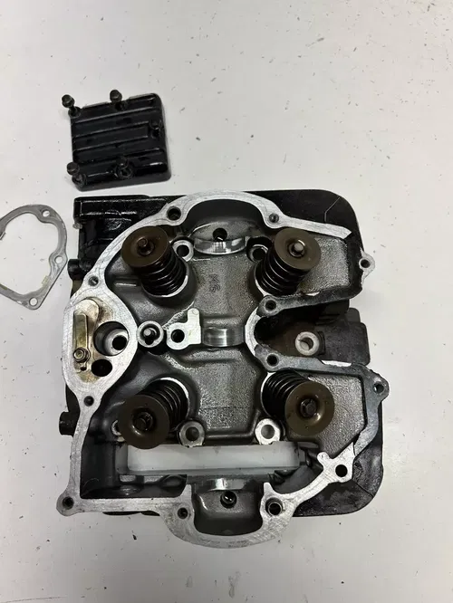 1983 83 Honda XR500R Xr 500 R xr OEM GOOD! Cylinder Head Valves Decomp 5 Valve