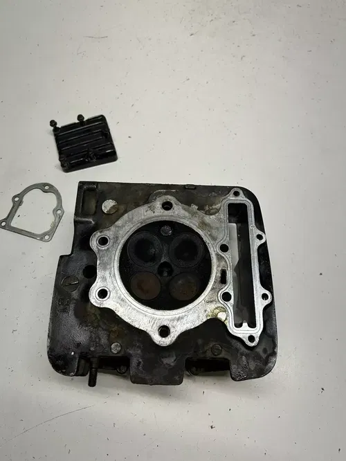 1983 83 Honda XR500R Xr 500 R xr OEM GOOD! Cylinder Head Valves Decomp 5 Valve