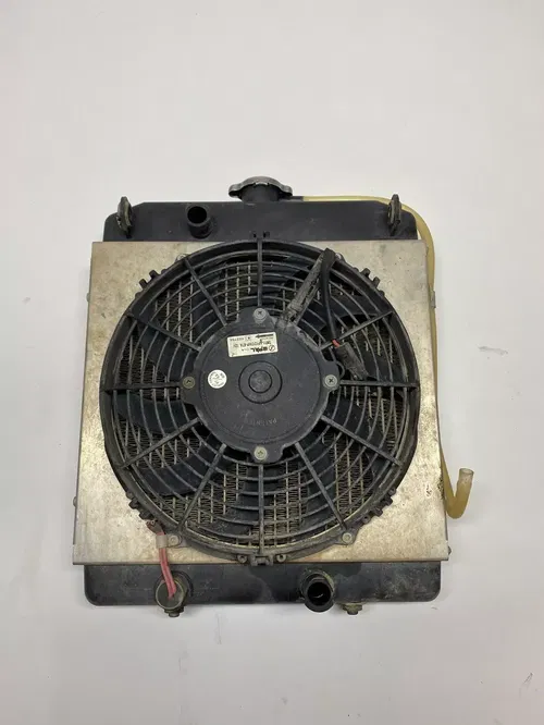 04 Arctic Cat 650 V2 4x4 Radiator And Fan Working Free Ship